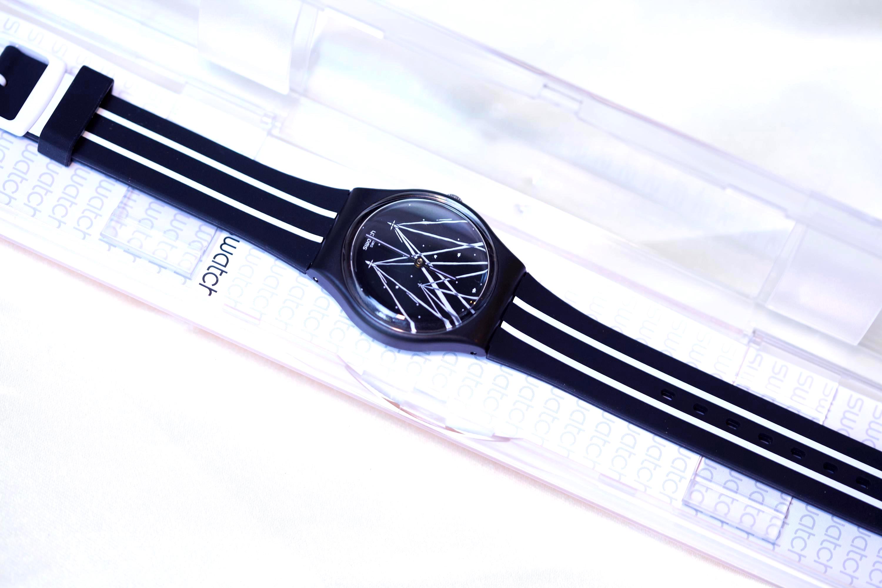 Swatch “I Am A Child of the Night” GZ249 – Unworn, Boxed 