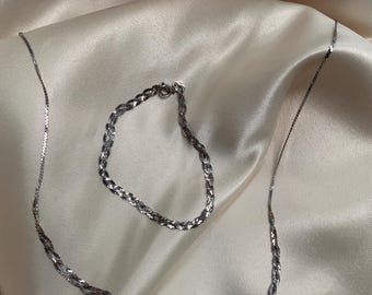 Elegant Silver Necklace & Bracelet Pair - Matching Set