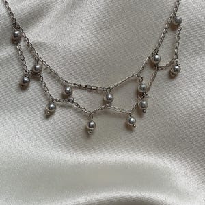 Elegant Vintage Silver Necklace - Classic Jewelry for Her