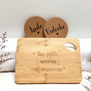Personalized Valentine&#39;s Day aperitif board with coasters - Valentine&#39;s Day gift box, couple gift, personalized wedding gift