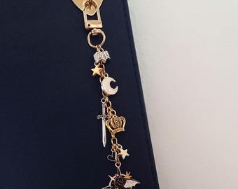 Kindleチャームチェーン ドラゴンソードファンタジー | ゴールドシルバー | Kobo Tolinoタブレット用電子書籍リーダーアクセサリー