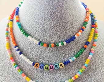 Colliers de perles colorées Perles Printemps Sommer Party Collier Bijoux faits à la main Collier de perles personnalisé pour homme femme enfants bunte Perlenkette