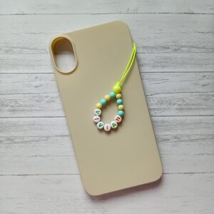 Beaded Phone Charm Personalised Name, personalisierte Handyanhänger mit wunschnamen VIVIAN style