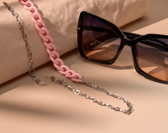 Chaine de lunettes "baby-doll" Maillons rose pastel, chaine acier argent.