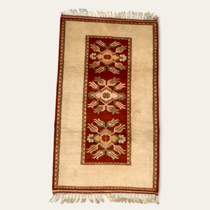 Vintage Afghan Chobi Rug: Hand-Knotted Woolen Area Rug (84x138 cm)