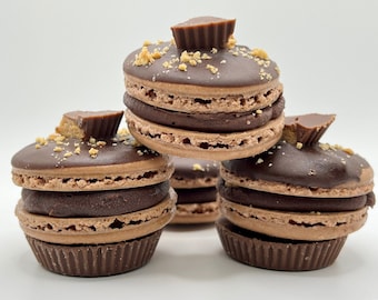 Peanut Butter Cup French Macaron - 6, 12, 24+ - Peanut Butter Cup Macaroon with Chocolate Ganache  & Homemade Peanut Butter Nougat - Cookie