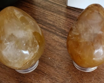 Vibrant Golden Healer Egg, Golden Healer, Eggs, Crystal, Crystals, Metaphysical, Lots of flash