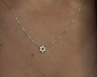 Jüdischer Stern Anhänger, Jüdischer Davidstern Halskette aus 14k Gold. kleiner Davidstern.