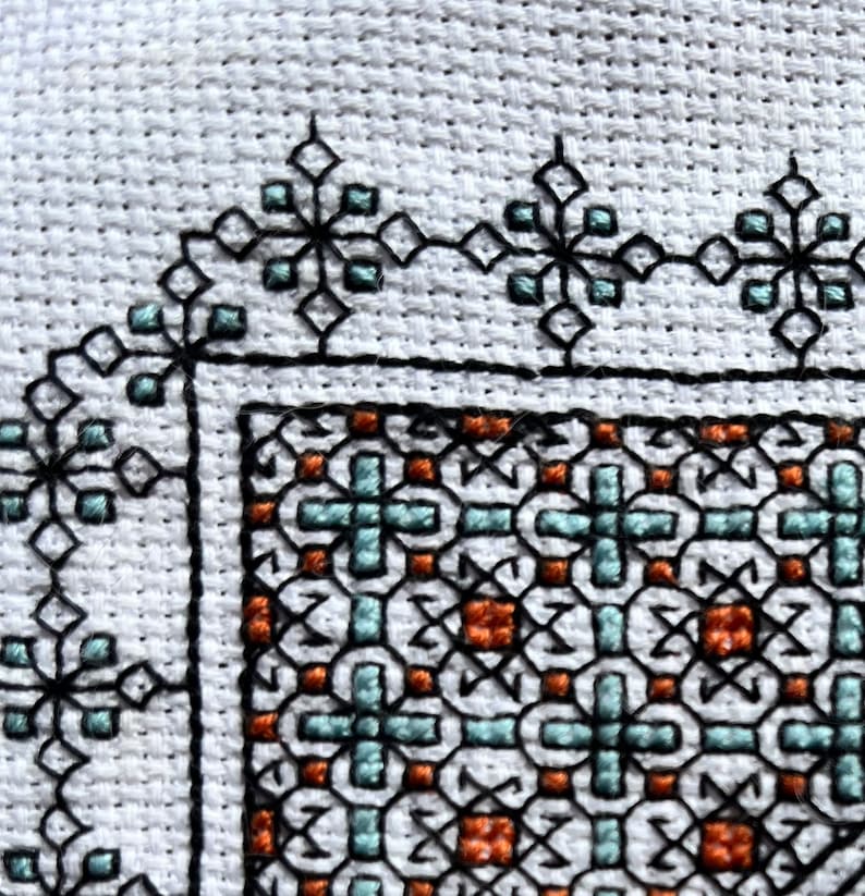 Blackwork Celtic Sampler, Korsstygn PDF-mönster, Broderimönster bild 5