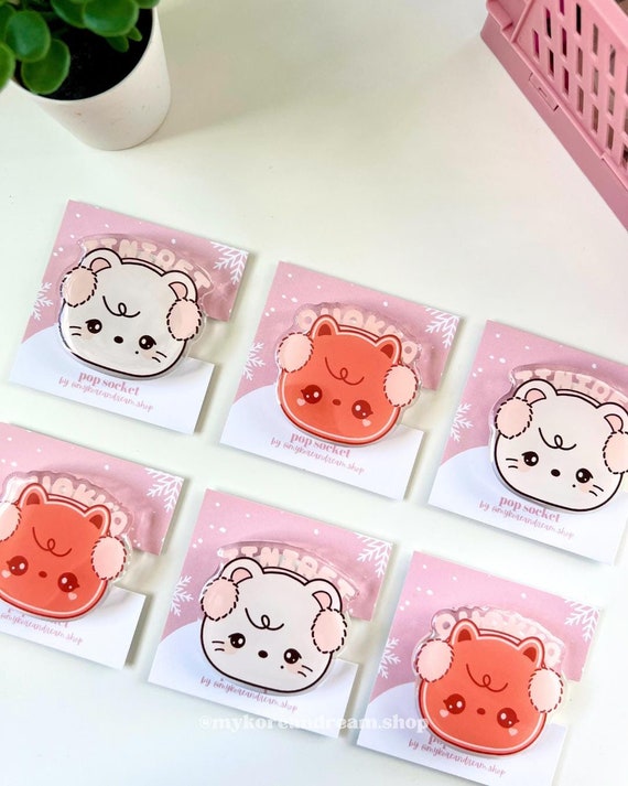 Pop-socket SKZOO / poignée de téléphone Stray Kids - Han Quokka pain d'épice & Jiniret Bonhomme de neige (Kpop accessoire)