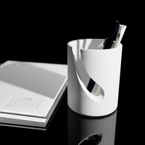 Sleek Minimalist Pen Holder STL Model| 3D Printable Desk Organizer | Modern No-Support Design | Compact and Stylish Office Accessory