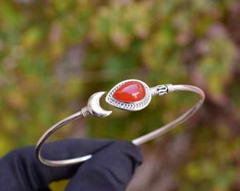 Brazalete de cornalina hecho a mano: pulsera de piedras preciosas de plata de ley 925