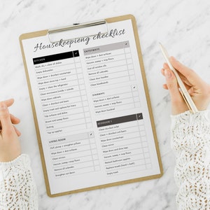 Airbnb Cleaning Checklist Template | Vacation rental hosting | Real estate hosting | Airbnb Checklist | Airbnb Cleaning Checklist | VRBO