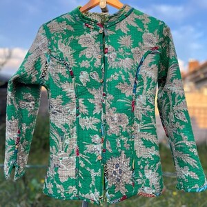 Parrot Green 100% Cotton Handmade Patchwork Reversible Quilted Short ...