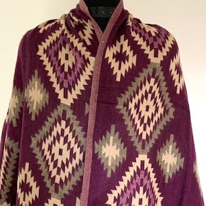 Unisex Yak Wool Blend Shawl,Reversible Purple-Beige Geometric Diamond Aztec Soft Meditation Blanket,Study/Travel Blanket,High Quality Gift