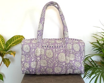 Bolsa de lona con estampado de bloques de algodón hecha a mano con flores de color púrpura claro, bolsa de viaje, bolsa de gimnasio o yoga, bolsa acolchada de uso diario o regalo para alguien especial