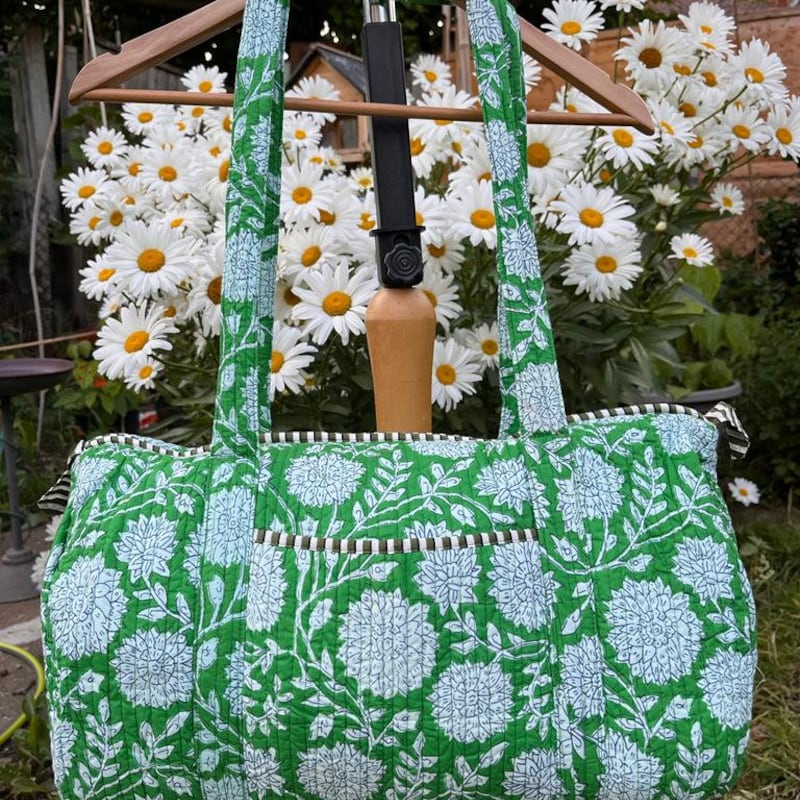 Green - Handcrafted Quilted Cotton Hand Bag 06