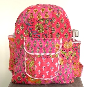 Sac à dos matelassé en coton fait main en patchwork floral rose foncé, sac pour iPad, sac de voyage, sac à dos bohème indien, cartable, usage quotidien ou parfait cadeau 4
