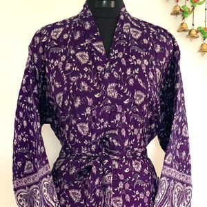Kimono/bata unisex de mezcla de lana de yak, manga de corazón morado, kimono hecho a mano, especial de invierno, bata de casa, regalo perfecto para alguien especial/ocasionalmente.