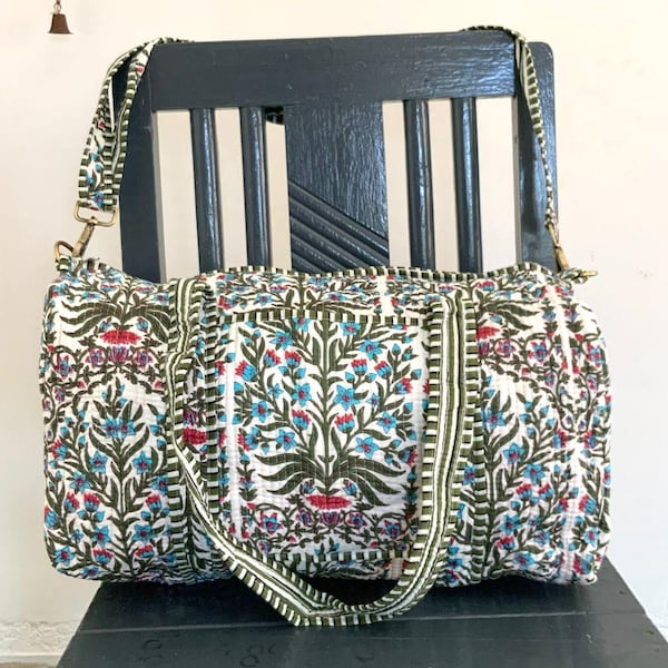 Borsa a tracolla bianca, borsone in cotone stampato a mano, borsa da viaggio, borsa da palestra o yoga, borsa trapuntata, uso quotidiano o regalo per una persona speciale