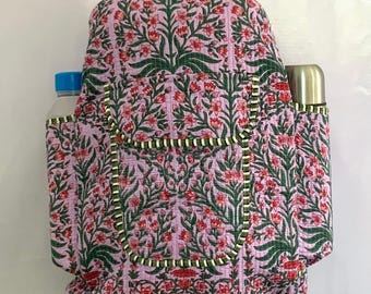 Bolso para iPad/viaje acolchado de algodón morado hecho a mano, mochila boho india, bolso escolar, para uso diario o como regalo.