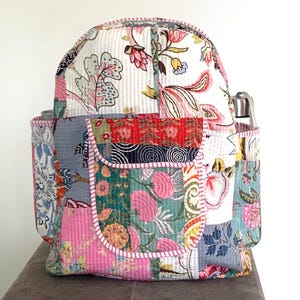 Sac à dos matelassé en coton fait main en patchwork multicolore, sac pour ordinateur portable, sac de voyage, sac à dos bohème indien, cartable, usage quotidien ou parfait cadeau 4