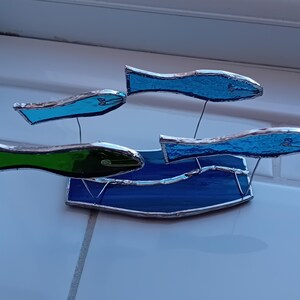 Stained Glass Fish Shoal Suncatcher - Tiffany Style, Free Standing