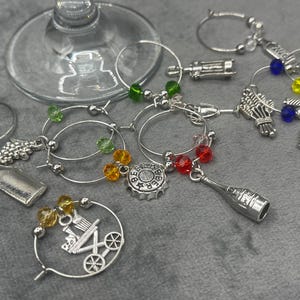 Wine Glass Charms – Set of 10, Colourful Glass Beads with Charms for Wine Lovers - Wine Charms, Glass Identifiers