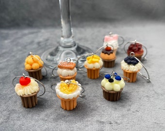 Wine Glass Charms – Set of 10, Mini Cupcakes – Glass Markers, Glass Identifiers, Drink Markers