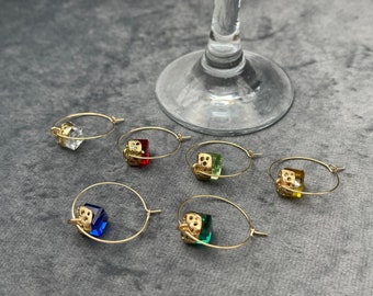 Wine Glass Charms – Set of 6, Colourful Glass Cube with Gold Plated Ring – Glass Markers, Glass Identifiers, Drink Markers