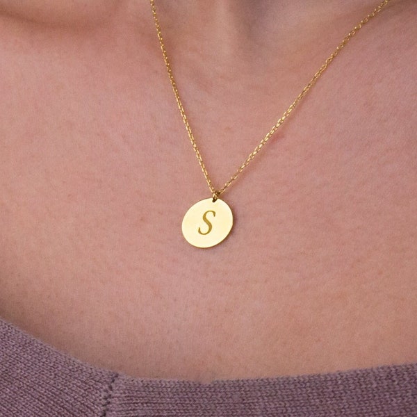 Collar inicial de oro macizo de 14K, collar de disco personalizado, collar de monedas personalizado, collar de disco inicial delicado, regalo de cumpleaños para ella