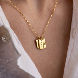 Collar con inicial de oro personalizado, collar con etiqueta inicial de oro macizo, collar con letra personalizada, collar con dije inicial, colgante con letra grabada