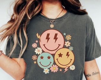 Smiley Faces Shirt,Smiley Face, Retro Smile Face, Smiley Face Tee,Happy Face Shirt, Flower Shirt,Trendy Vintage Graphic Tee,Cute Smile Shirt