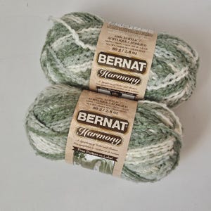 Bernat Harmony, Acrylic yarn, machine wash and dry, 100g/3.5oz. classic white DUTY FREE to USA