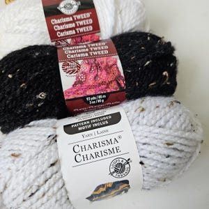 Loops and Threads Charisma Tweed Yarn, Bulky yarn, 100% Acrylic, 85 grams, honey, white, black DUTY & TARIFF included in shipping