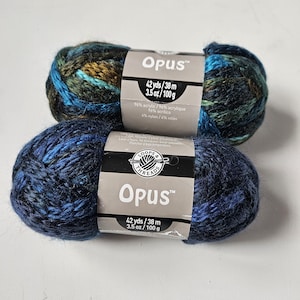 Loops and Thread Opus yarn, Acrylic, Nylon blend, 100 grams, Bermuda, Graffiti, super bulky, discontinued DUTY & TARIFF included in shipping