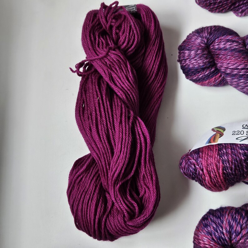 Cascade 220 Superwash Wave Wool Yarn, Color Grapes #117 & #7803 ...