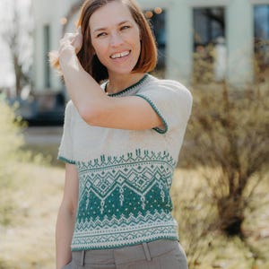 Stranded colourwork knitting pattern summer top | short sleeve knitwear | sport weight | seamless | PDF image 10