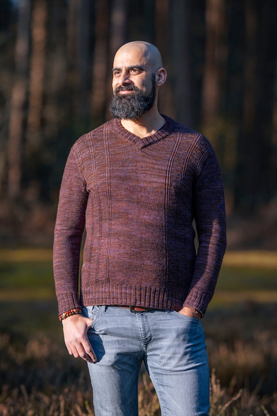 Men sweater knitting pattern | top down seamless knitwear | v neck pullover | Fingering weight | PDF