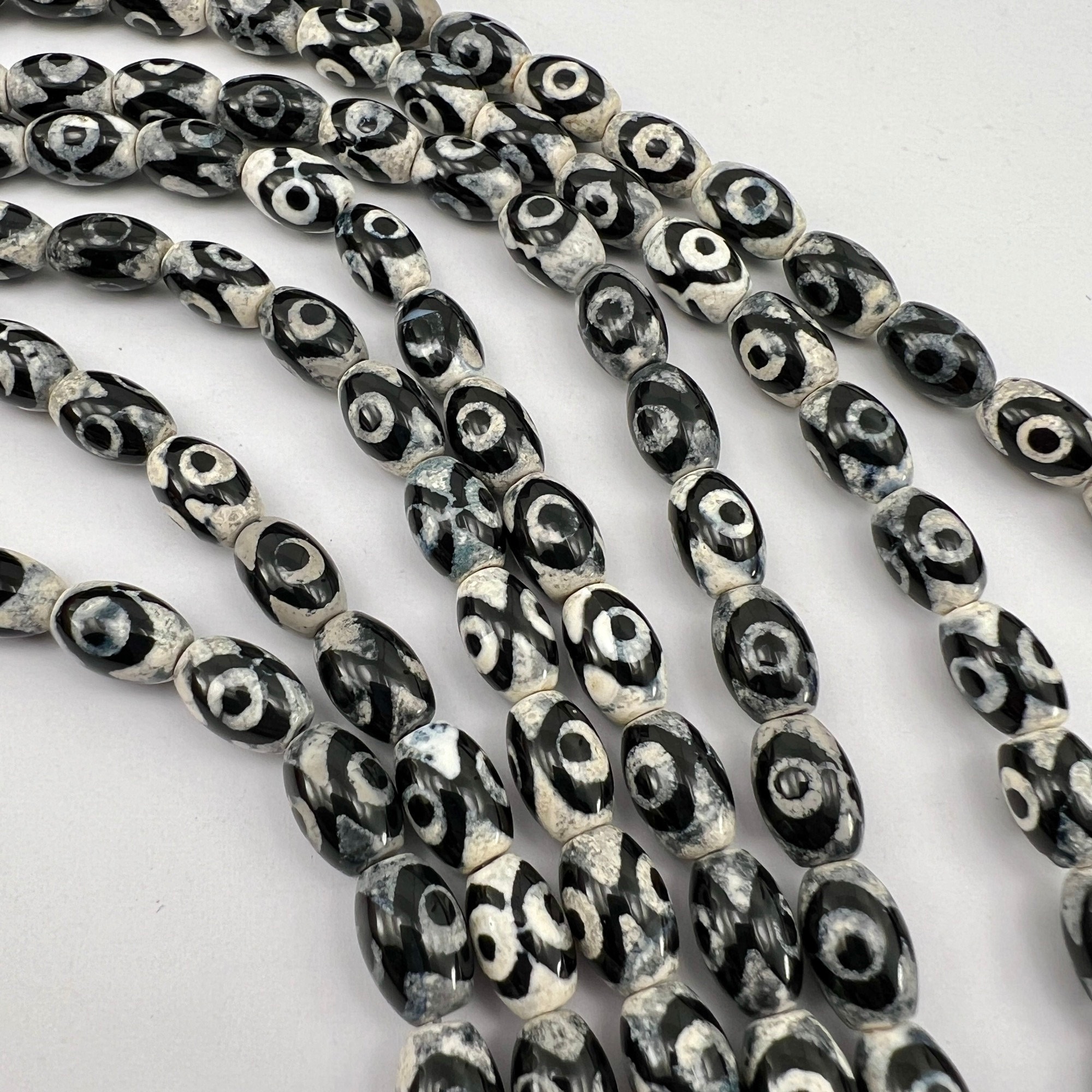 DZI Tibetan Agate 8 x 12 mm Barrel Shape 3 Eyes Beads Semi Precious Beads for Jewelry Bracelet Necklace Mala Crafting