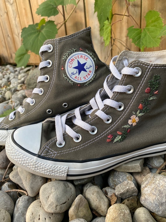 Converse High Tops Custom; Converse Embroidery; Embroidered Converse;  Floral Custom Stitched