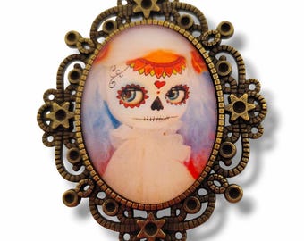 Dark Gothic Cameo Brooch - Romantic Halloween Gift - Zombie Horror Inspiration
