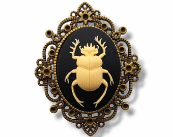 Gothic Scarab Brooch - Insect Resin Cameo - Curiosity Accessory - Dark Fantasy Gift - Victorian Steampunk Style.