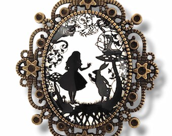 Modern Alice cameo brooch – Dark academia gothic jewelry – Victorian style accessory.