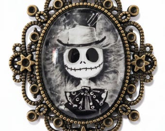 Gothic Mister Jack brooch - Unique Strange Christmas accessory - Original Halloween gift - Victorian Baroque style - Large size.