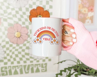 Viviendo Mi Mejor Vida Living My Best Life Motivational 11oz Mug Retro Rainbow Red Orange Yellow Mug with Color Inside