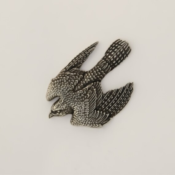 Handmade Peregrine Falcon Pewter Brooch: Detailed Bird Badge