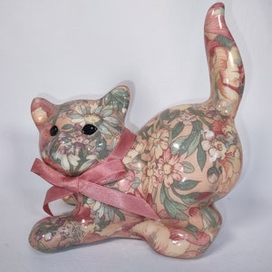Vintage Decoupage Kitten