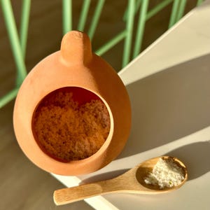 Terrakottakärl / Saltkar + Sked / Palo Santo-hållare