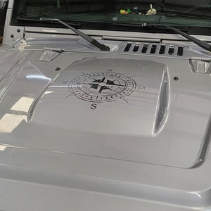 Vinyl distressed style &quot;wander&quot;  compass hood decal window decal fits Jeep wrangler 4runner